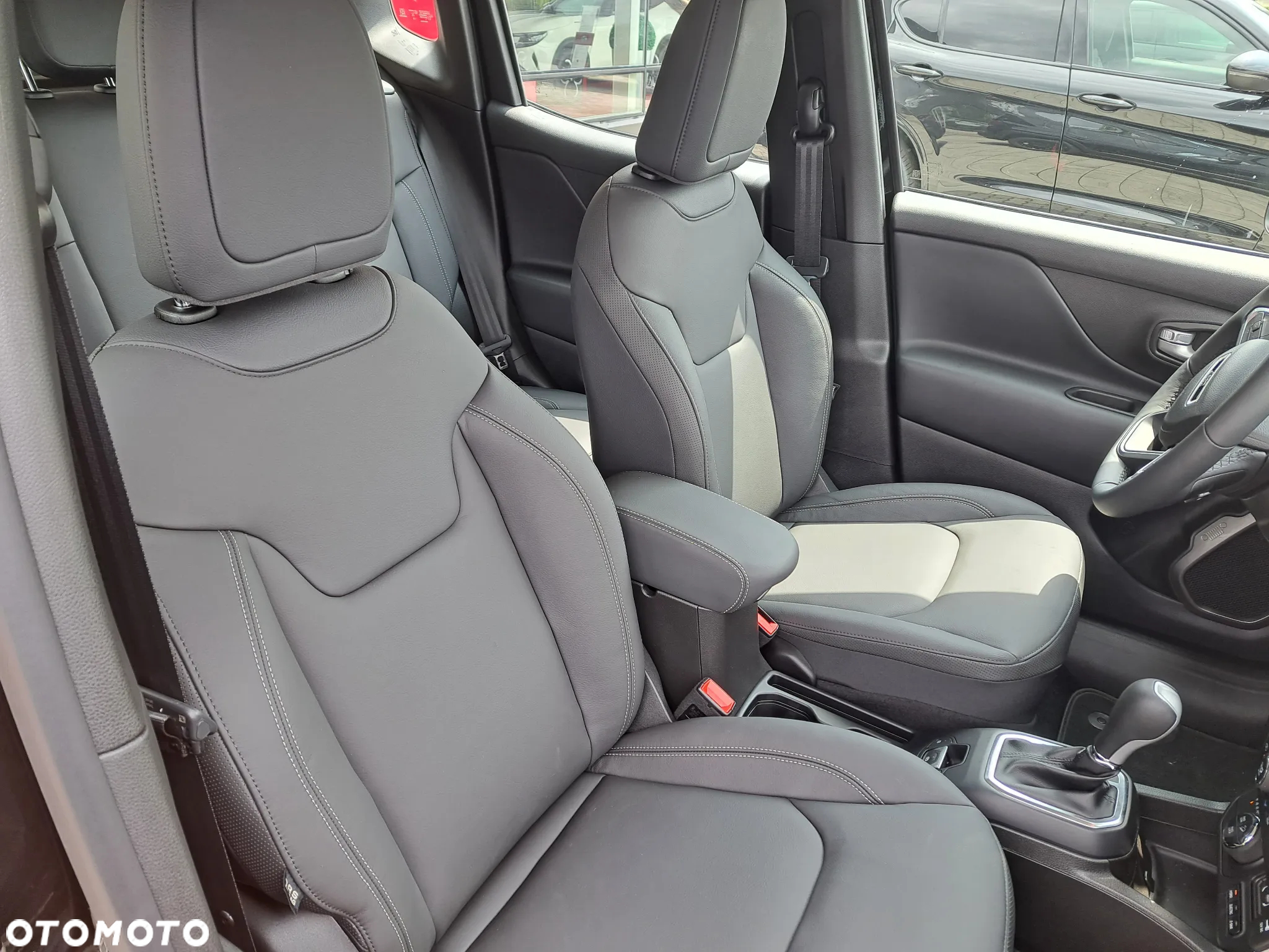 Jeep Renegade 1.3 GSE T4 Turbo PHEV 4xe Overland S&S - 11
