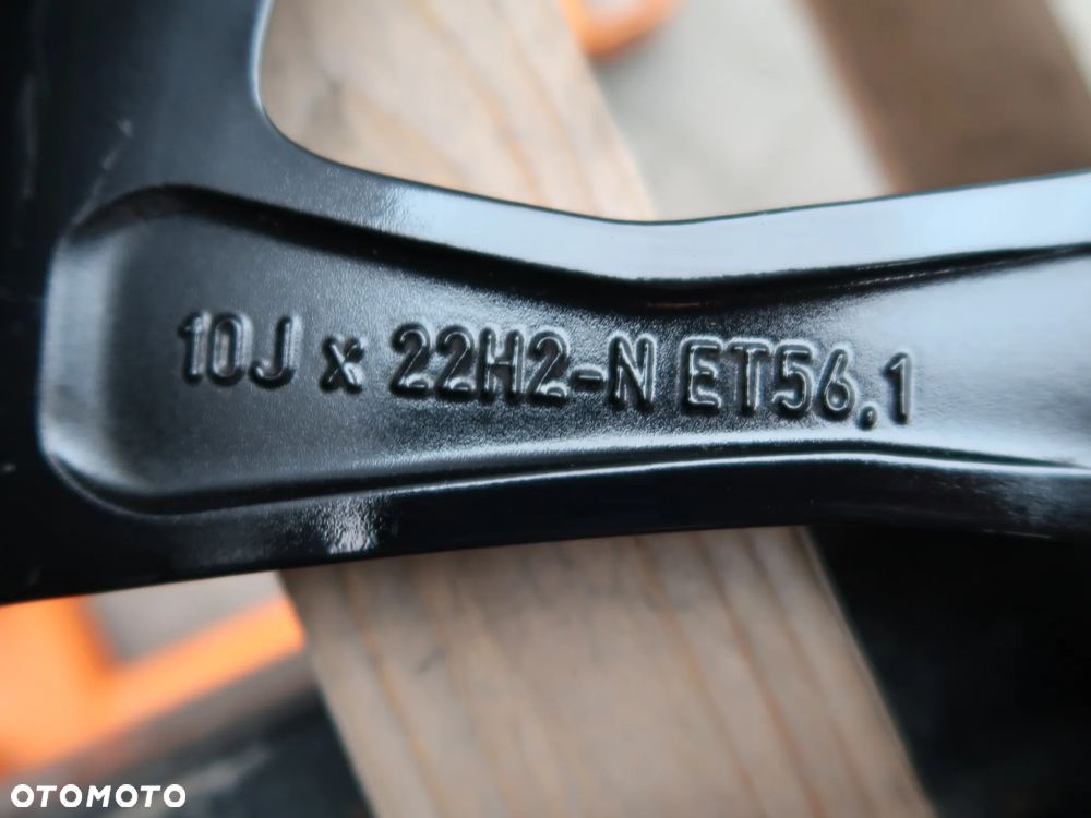 238 Felga Aluminiowa Mercedes A1674013600 10x22et56,1 - 4