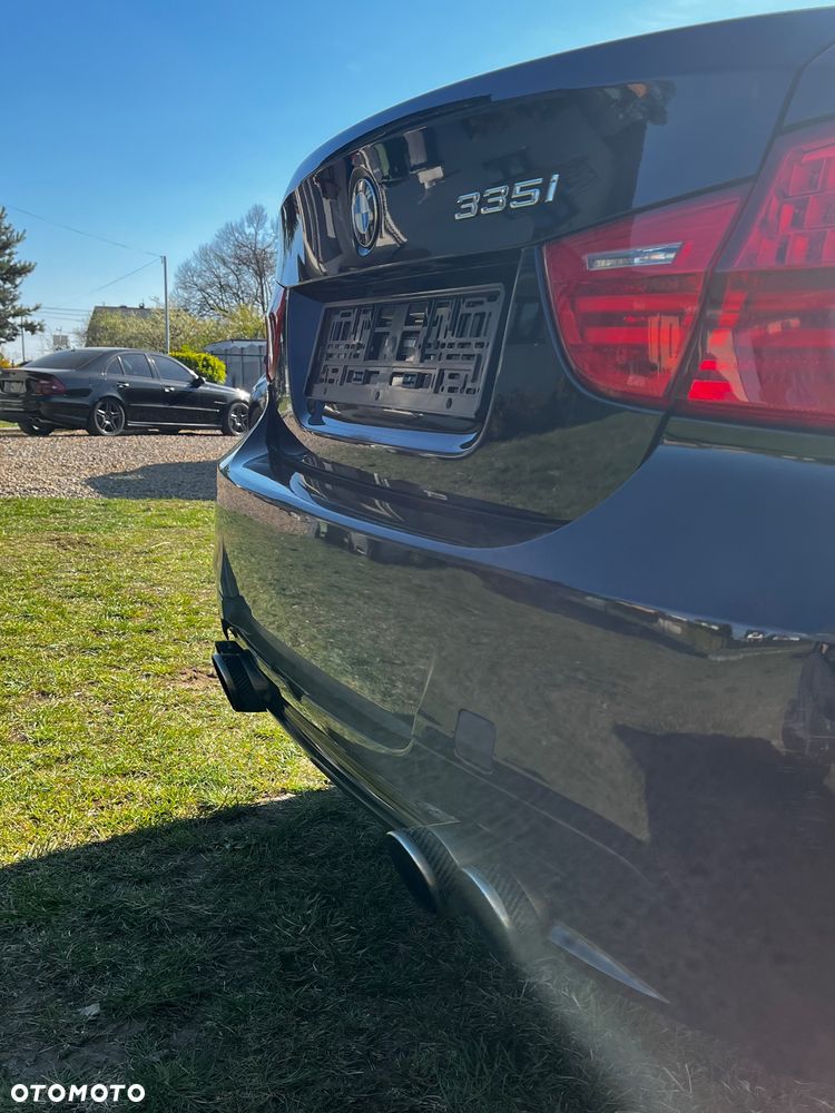 BMW Seria 3 335i Edition Exclusive - 8
