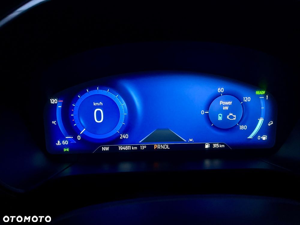 Ford Kuga 2.5 Duratec FHEV TITANIUM - 16
