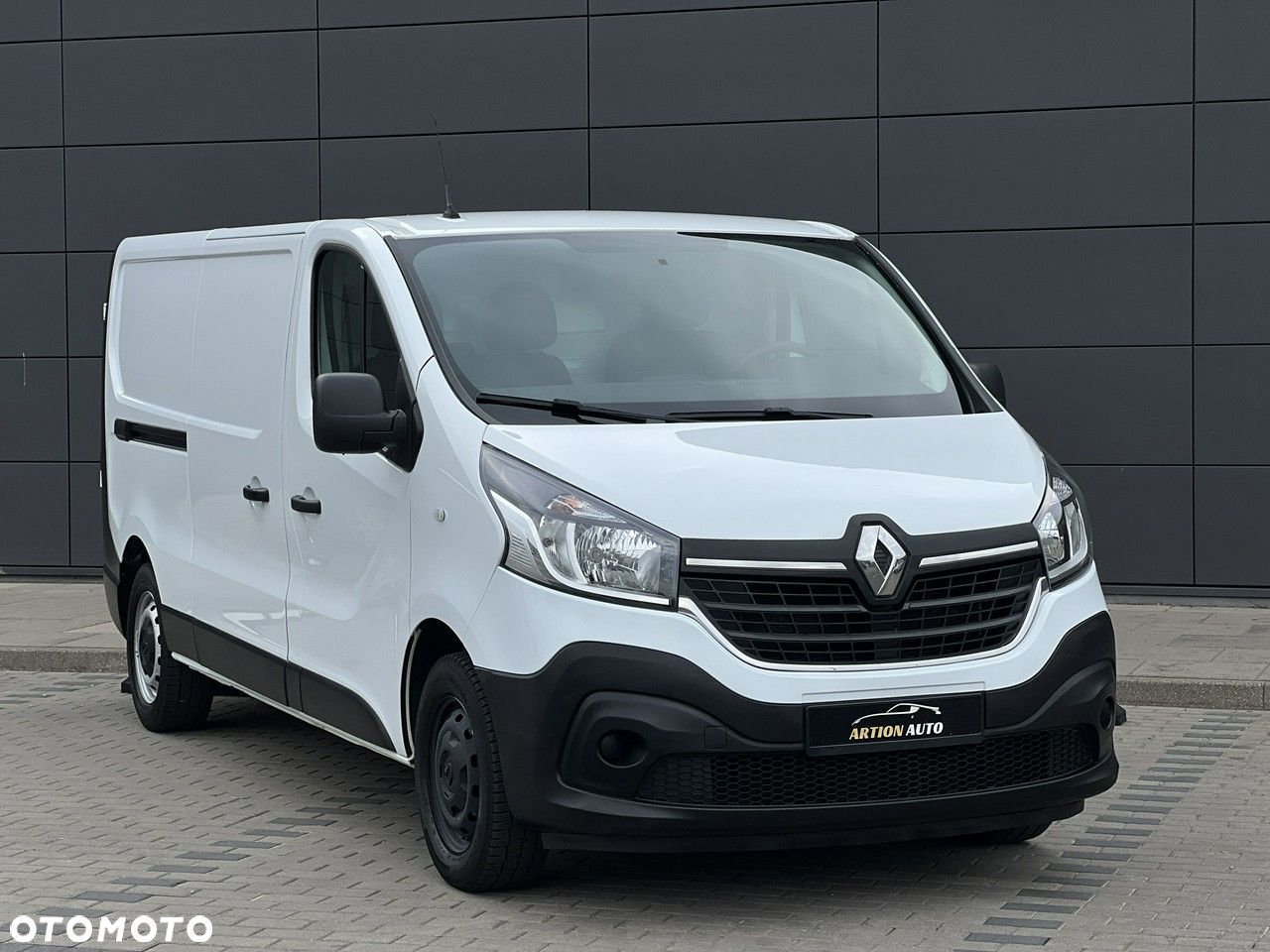 Renault Trafic - 2