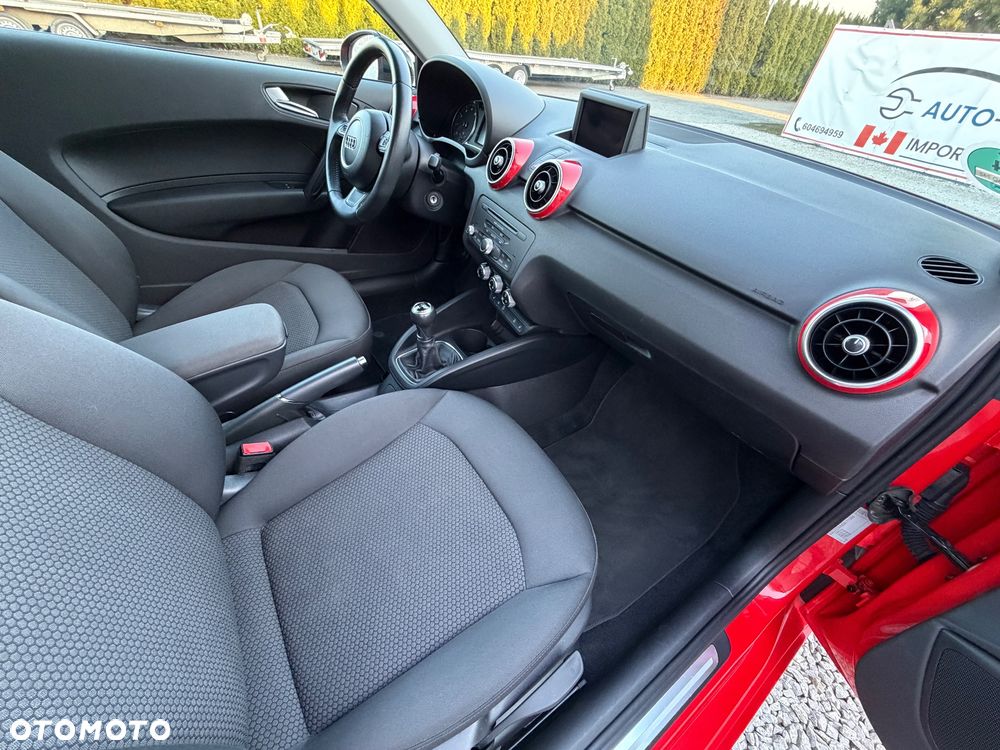 Audi A1 3-drzwiowe 1.2 TFSI S line edition - 34