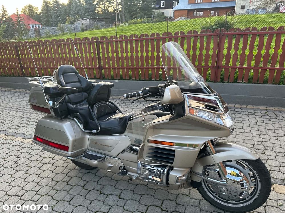 Honda GL