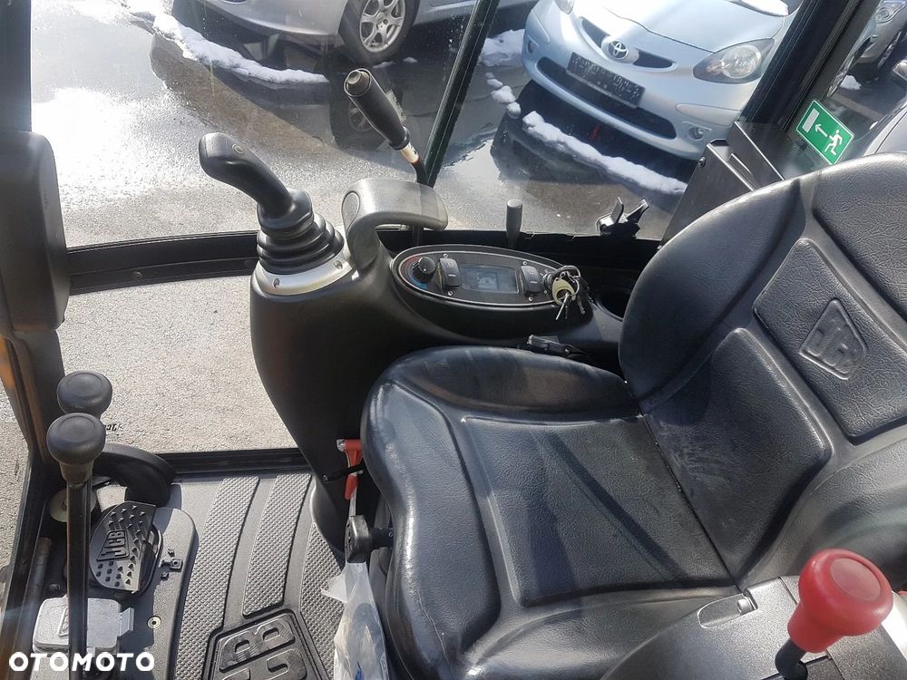 JCB JCB 8018 CTS , rok 2012 - 18