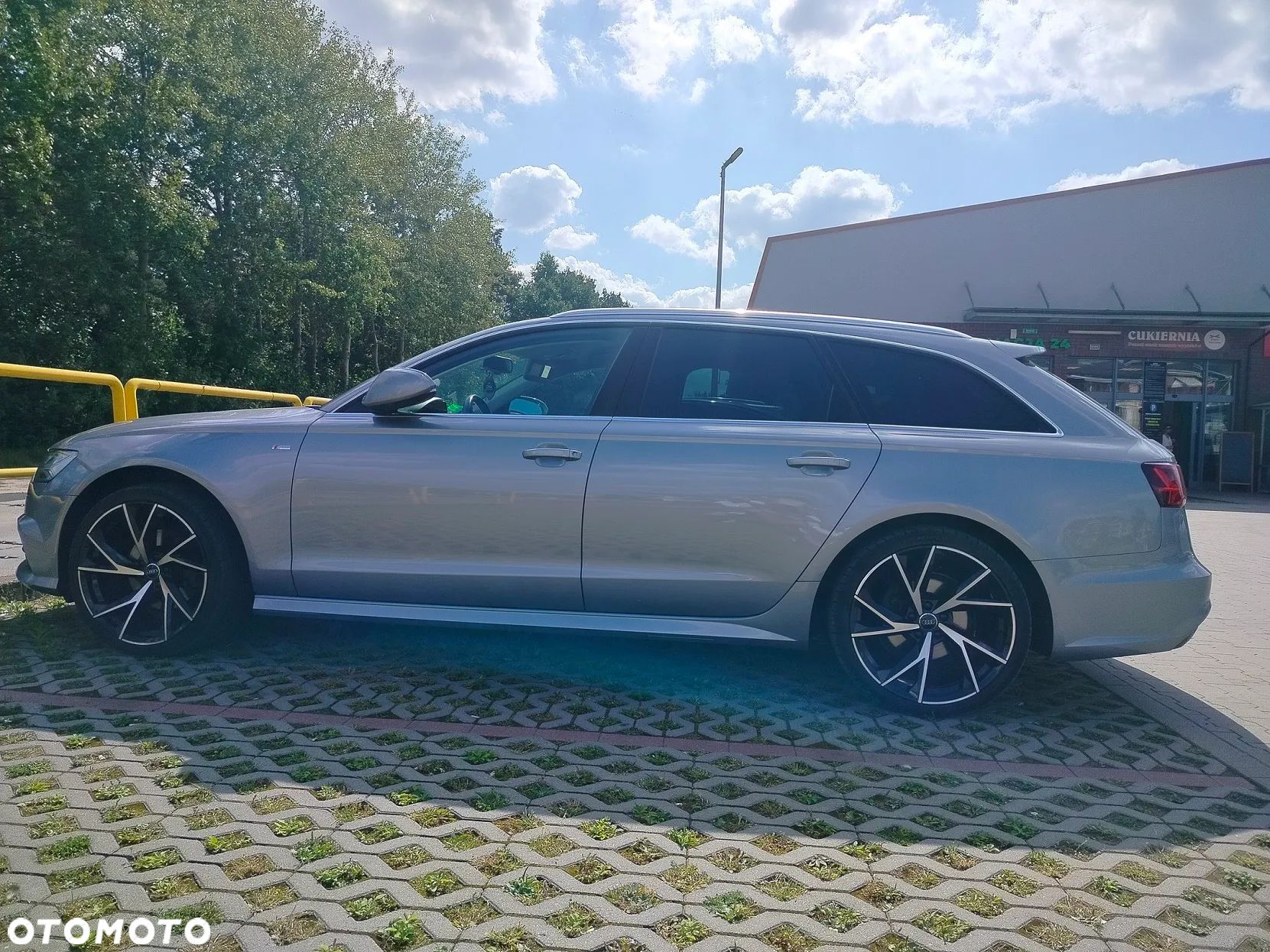Audi A6 - 1