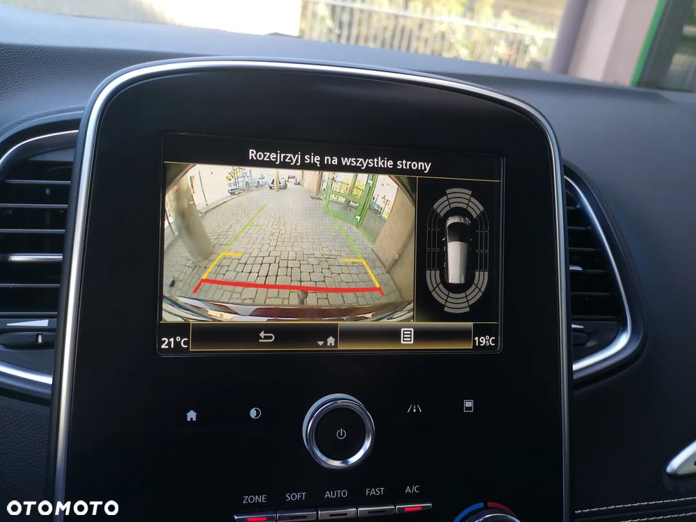 Renault Scenic 1.3 TCe FAP Intens EDC - 25