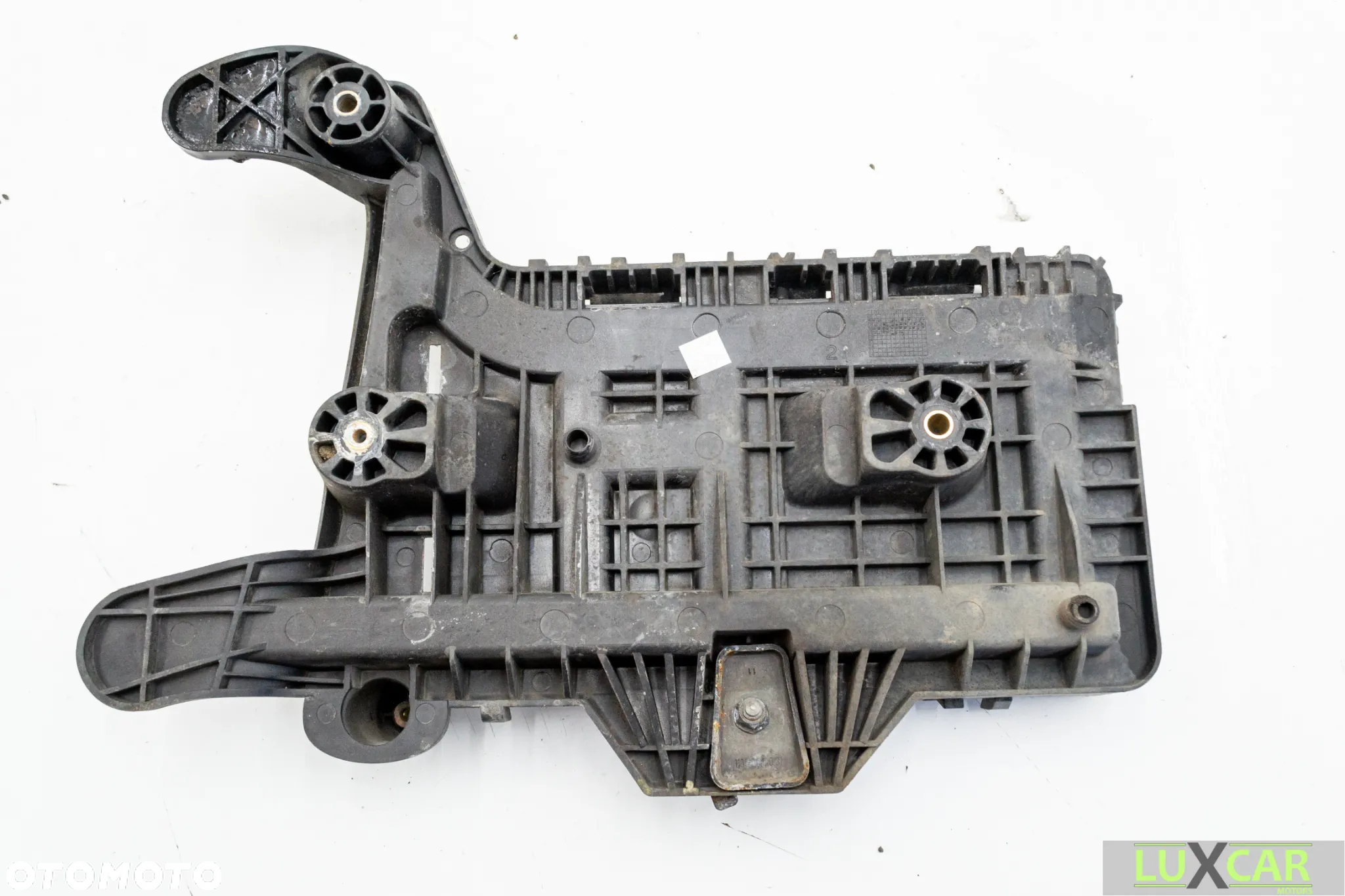 VW SKODA OCTAVIA II LIFT 2.0 TDI PODSTAWA OBUDOWA AKUMULATORA 1K0915333 - 3