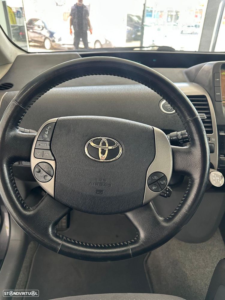Toyota Prius 1.5 VVT-i Híbrido - 13