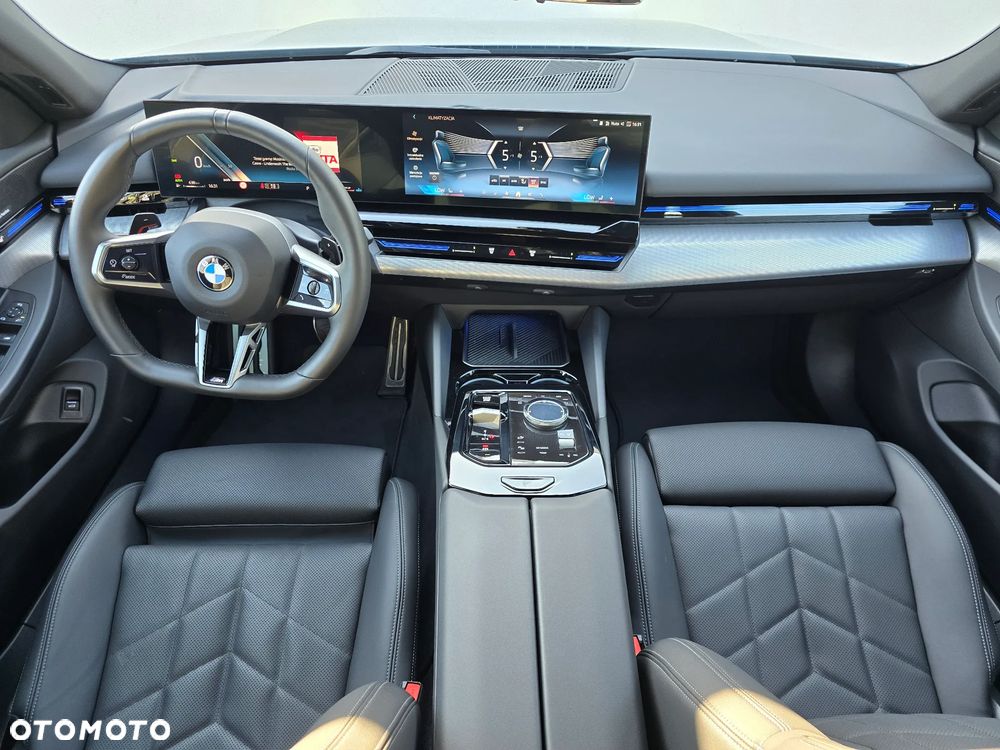 BMW Seria 5 520d xDrive mHEV M Sport - 10