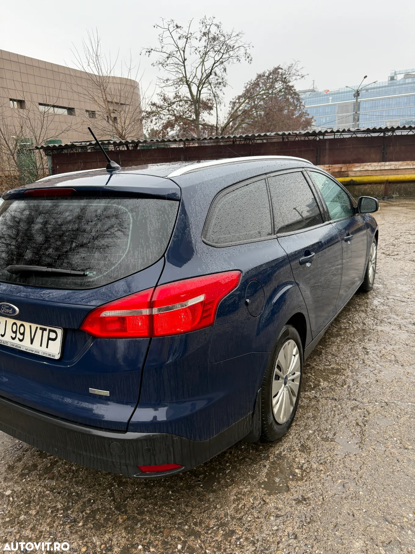Ford Focus 1.0 EcoBoost Trend - 4
