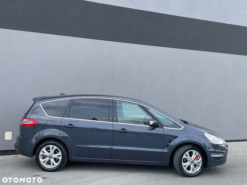 Ford S-Max - 16