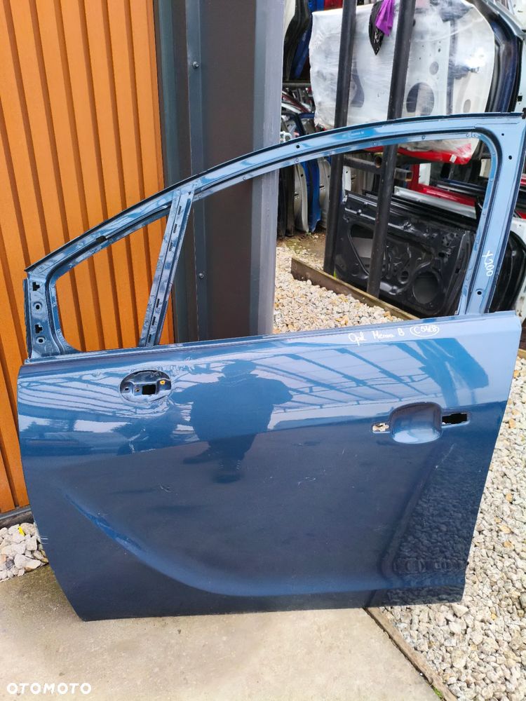 OPEL MERIVA B DRZWI LEWE PRZEDNIE POZNAŃ GIEŁDA X200 - 1