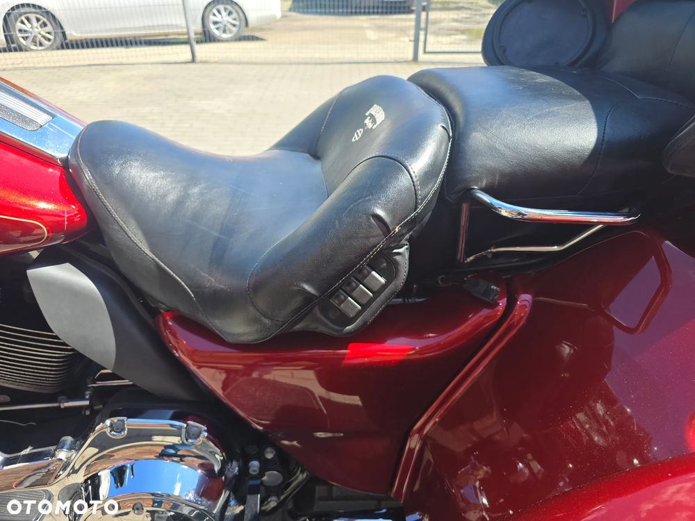 Harley-Davidson Street Glide Trike - 8