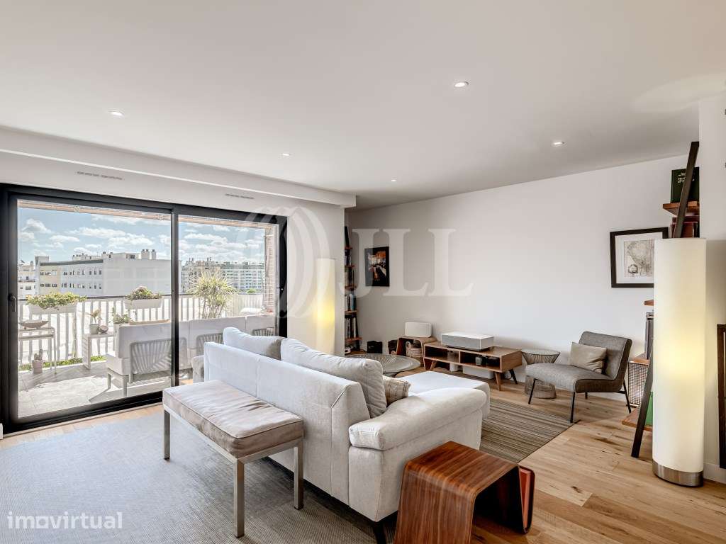 Apartamento T2 com varanda, no Panorama, em Setúbal - Grande imagem: 3/32