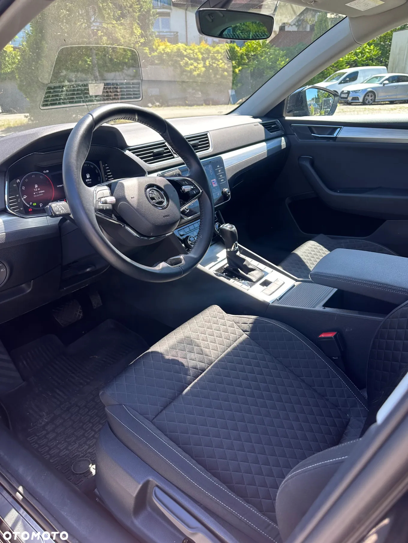 Skoda Superb 2.0 TDI SCR Ambition DSG - 11