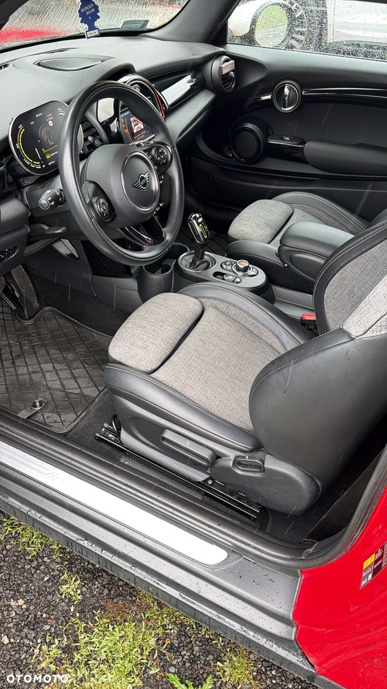 MINI Cooper SE - 11