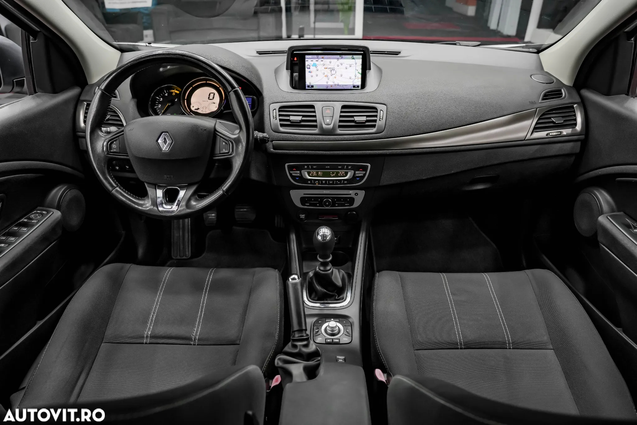 Renault Megane 1.5 dCi Pro - 6