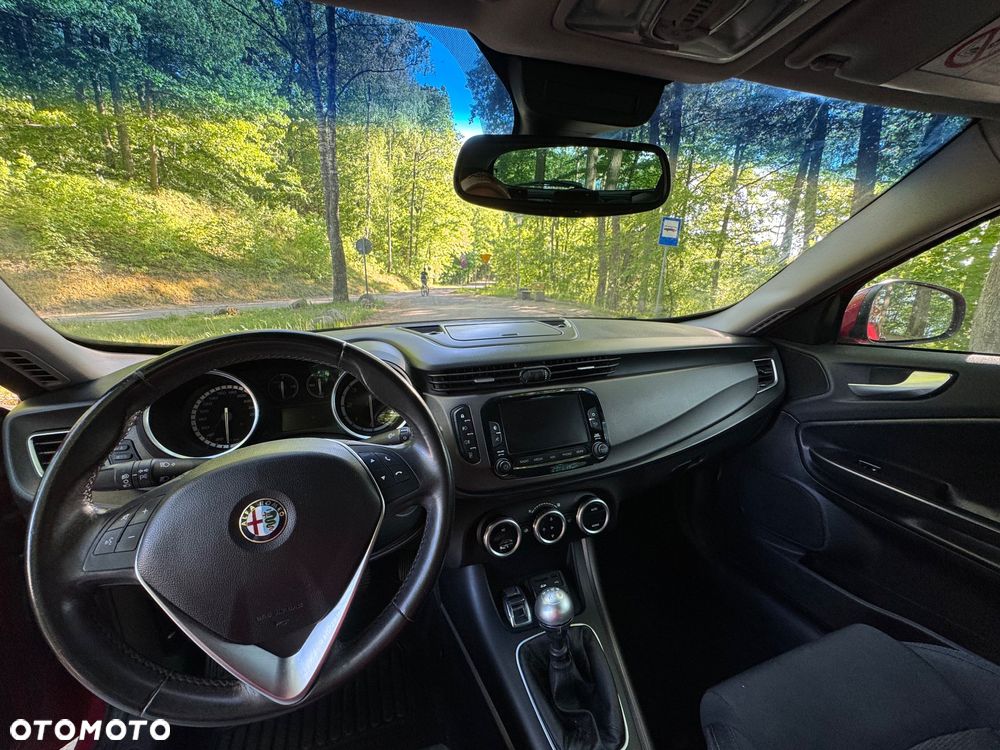 Alfa Romeo Giulietta 1.6 JTDM Distinctive - 18
