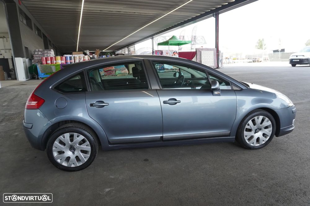 Citroën C4 1.6 HDi Exclusive - 8