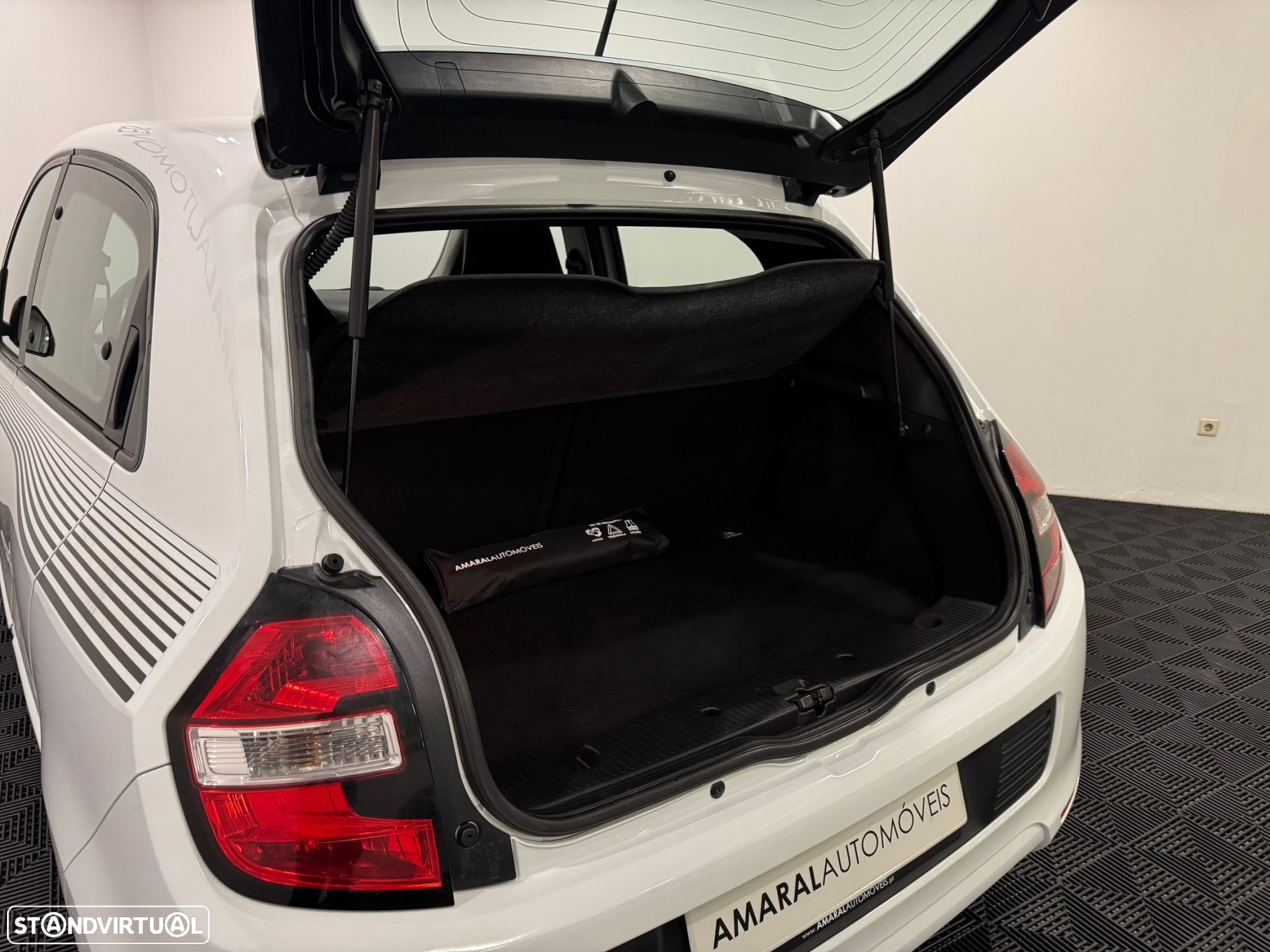 Renault Twingo 1.0 SCe Limited - 52