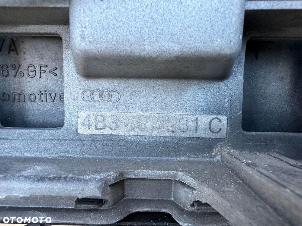 ZDERZAK AUDI RS6 C5 ORYGINAŁ - 1