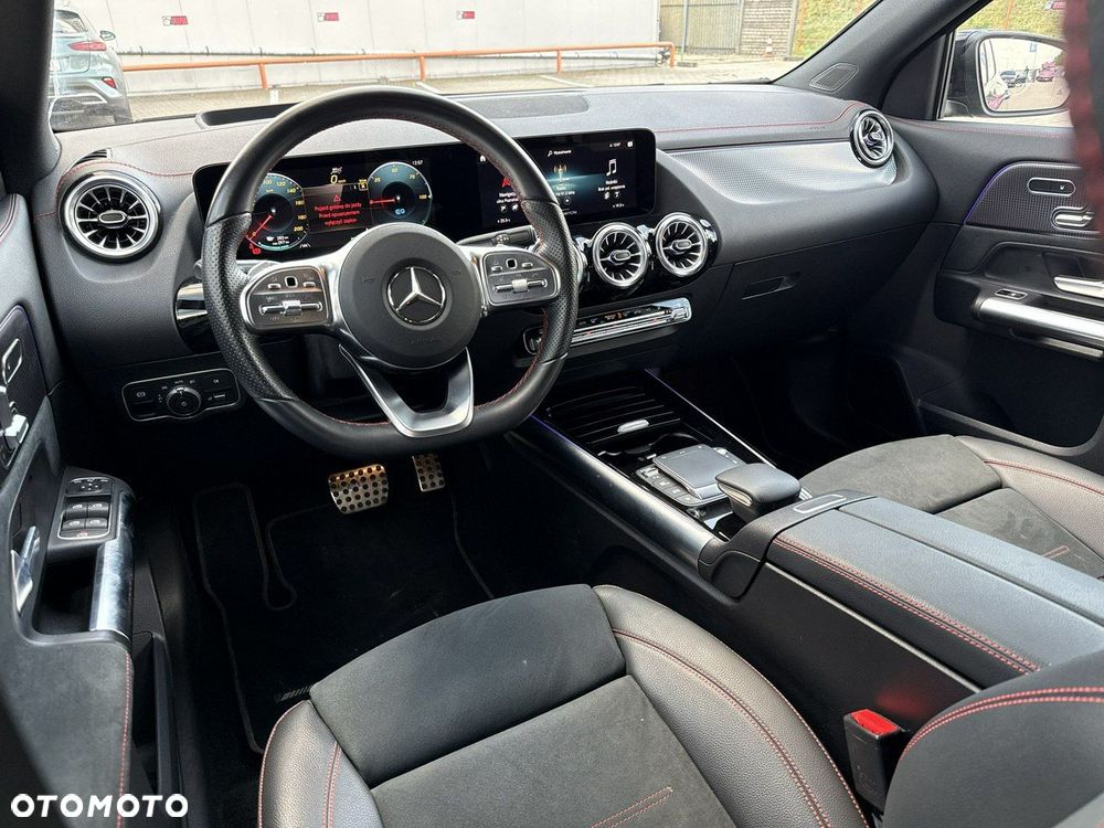 Mercedes-Benz EQA - 13