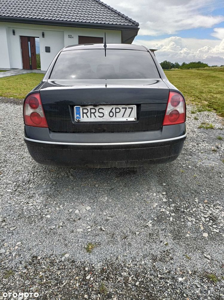 Volkswagen Passat - 5