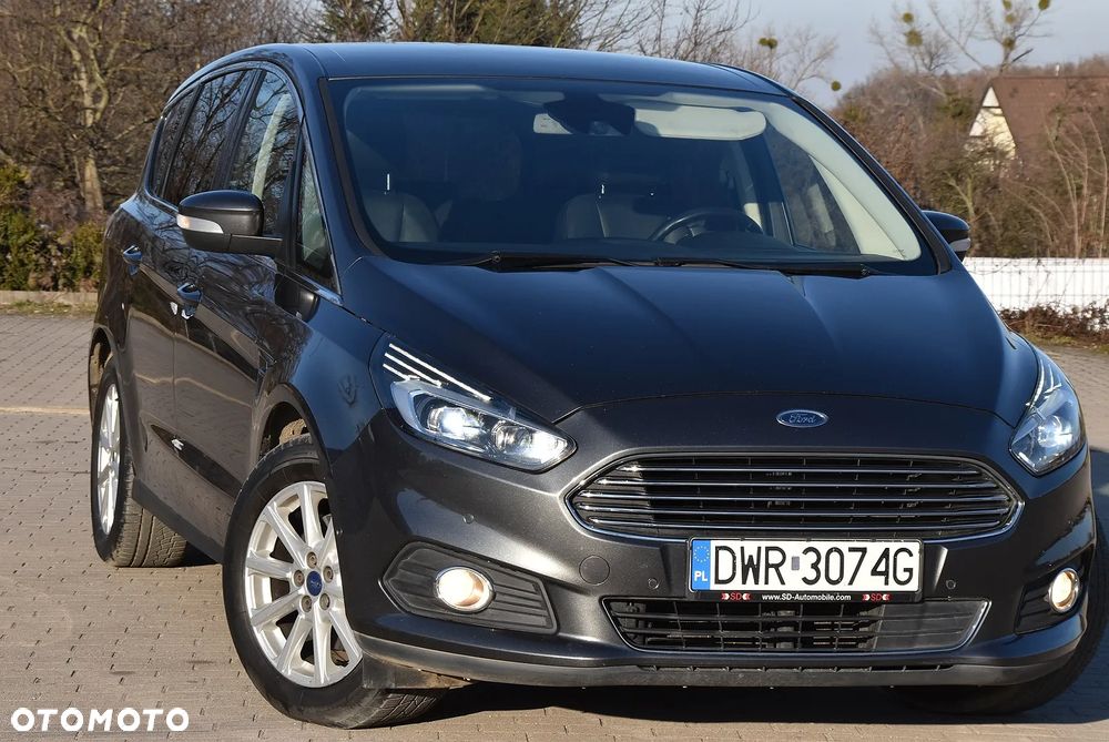 Ford S-Max 2.0 TDCi Titanium PowerShift - 4