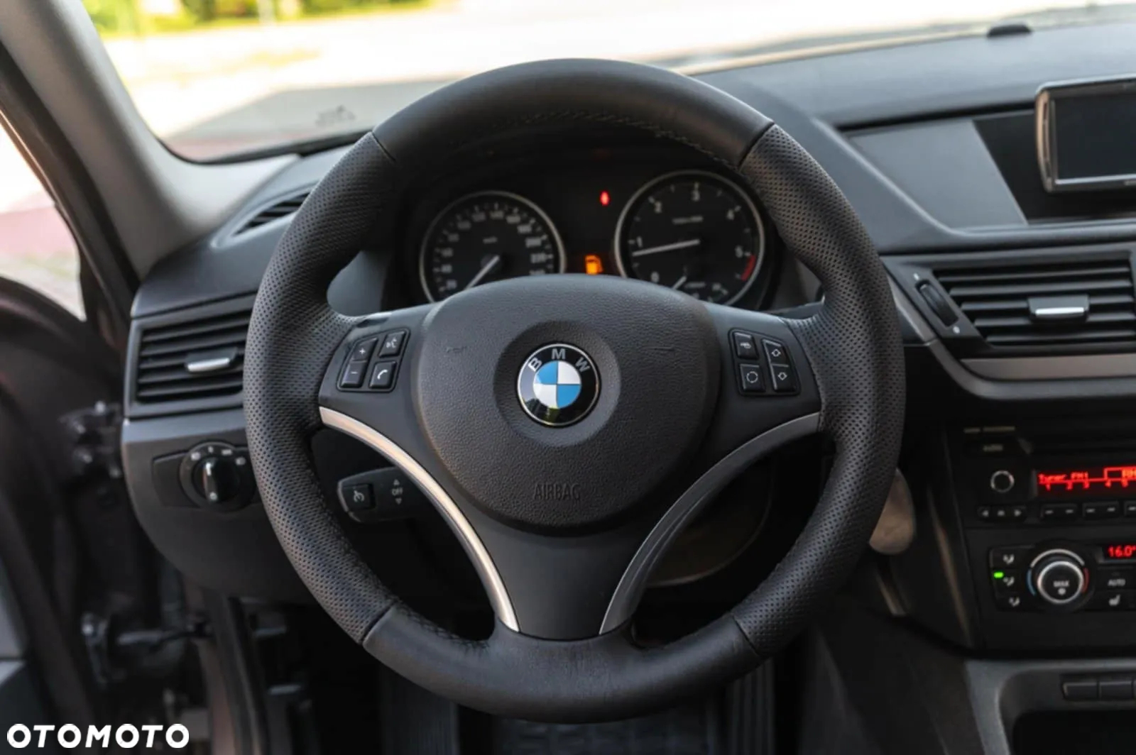 BMW X1 xDrive20d - 28