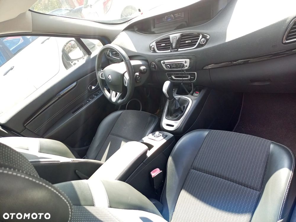 Renault Scenic 1.5dCi TomTom Edition EDC - 10
