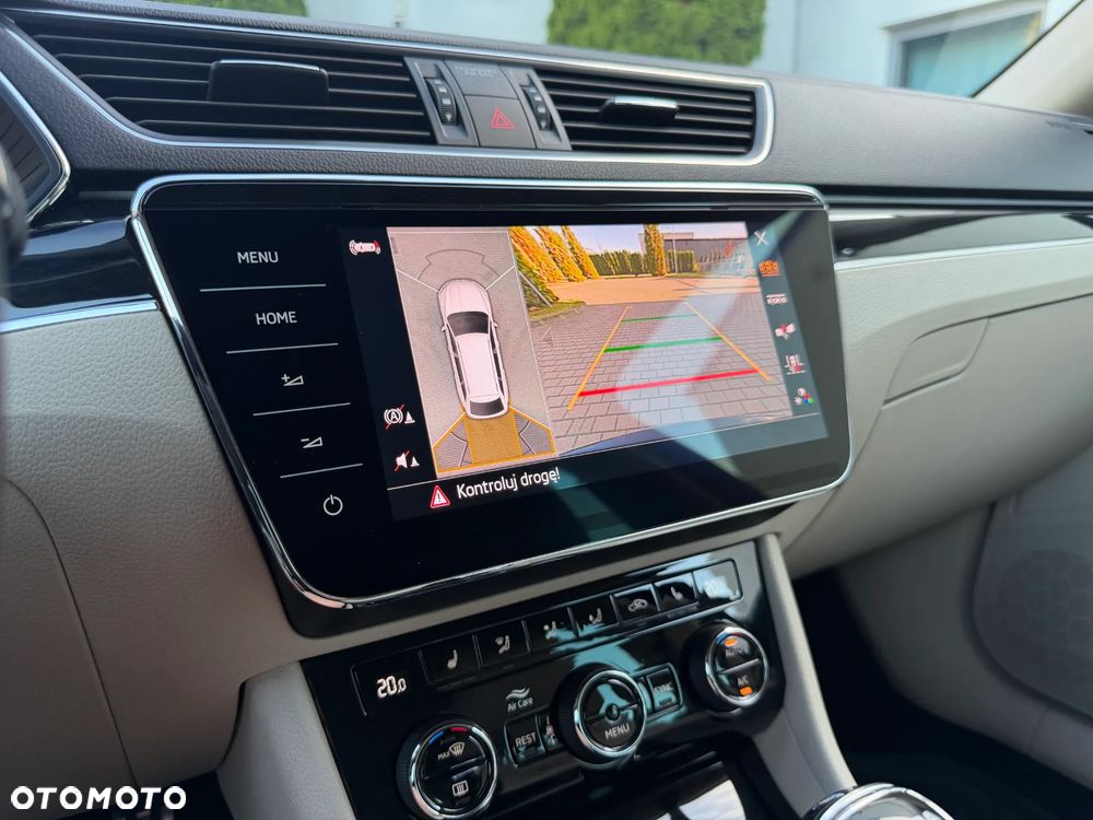 Skoda Superb 2.0 TSI L&K DSG - 34