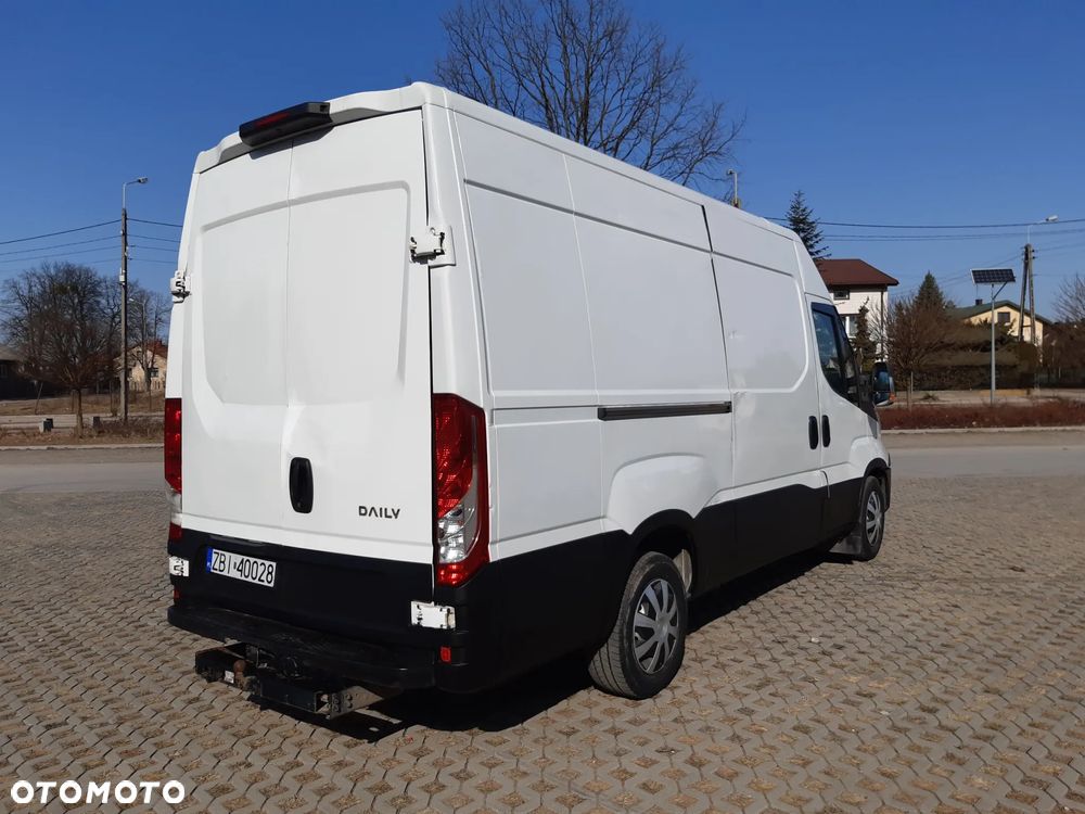 Iveco DAILY35 - 15