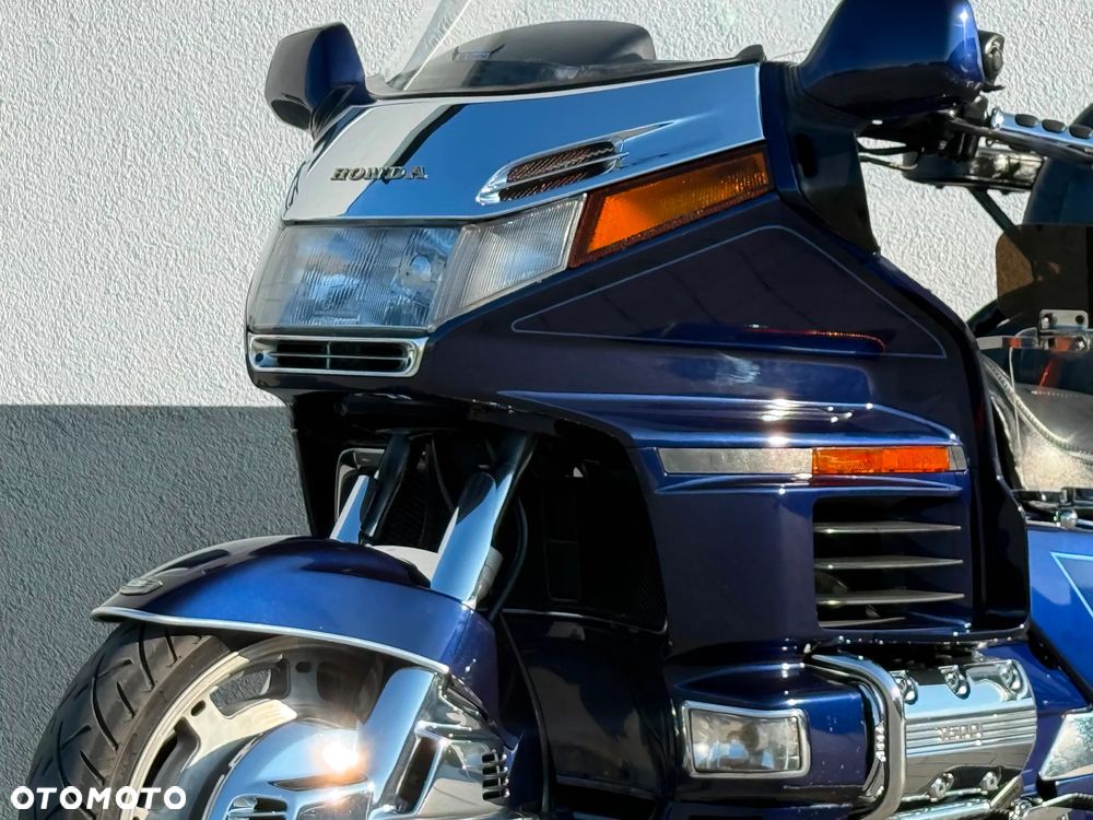 Honda GL - 27