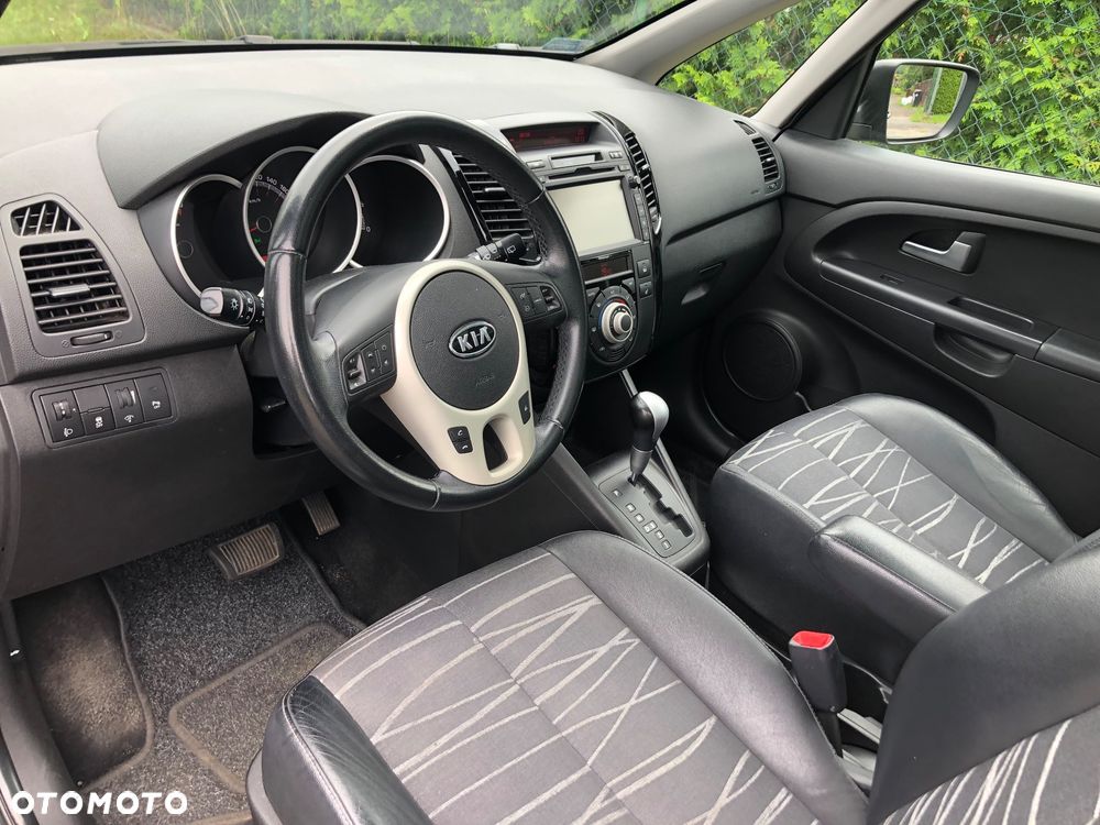 Kia Venga - 16