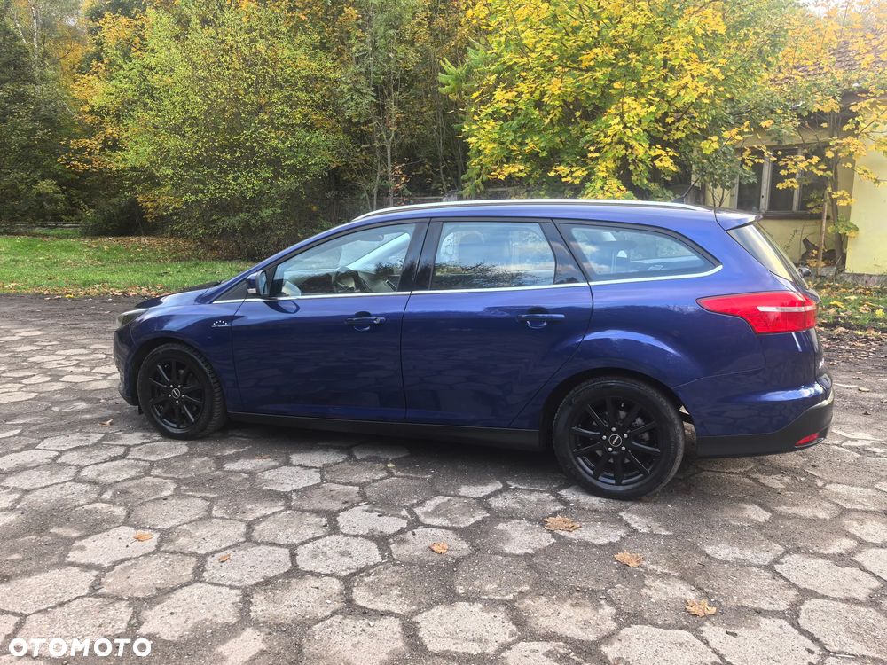 Ford Focus 1.0 EcoBoost Titanium - 10