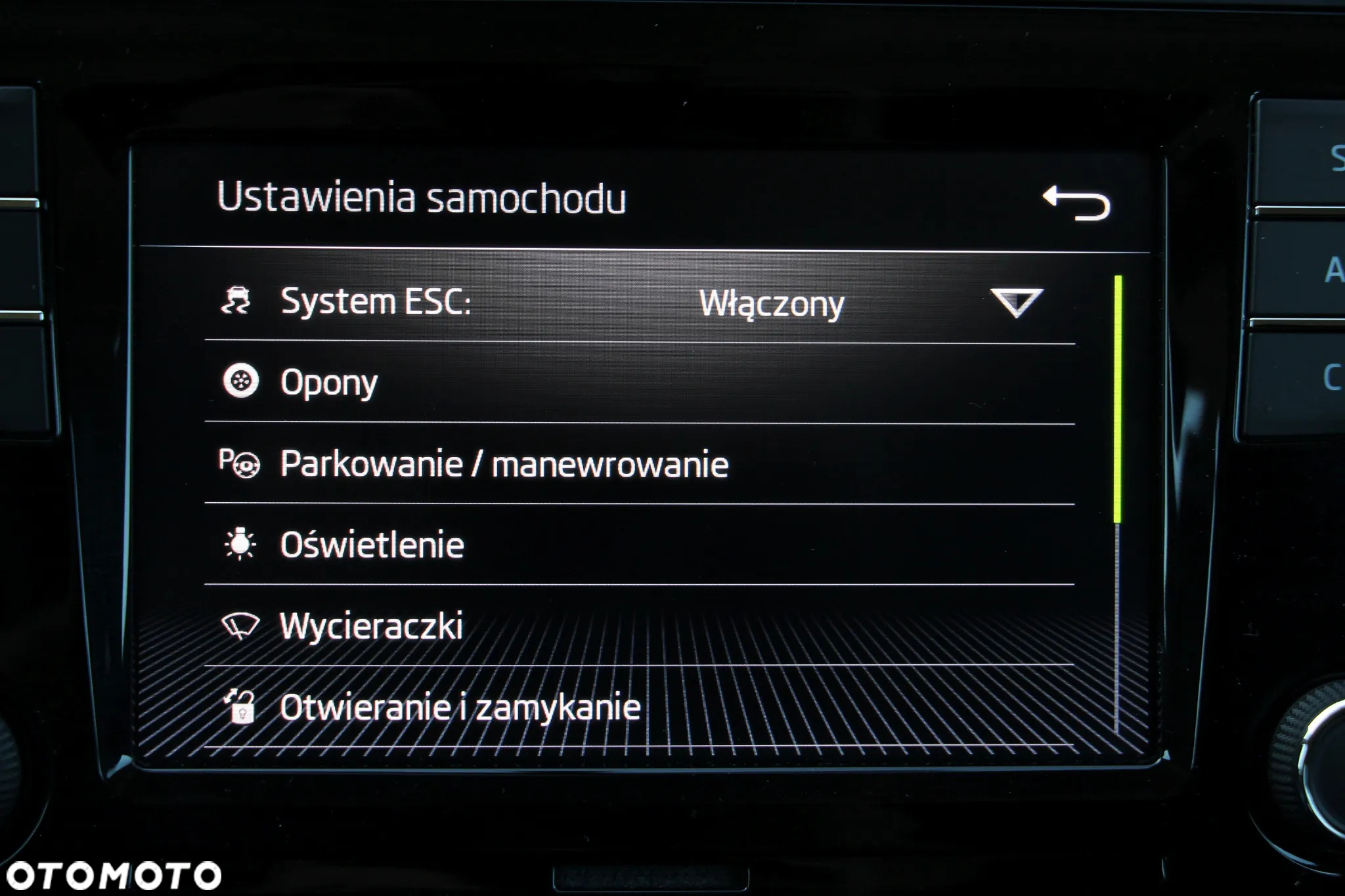 Skoda RAPID Spb 1.0 TSI Ambition - 36