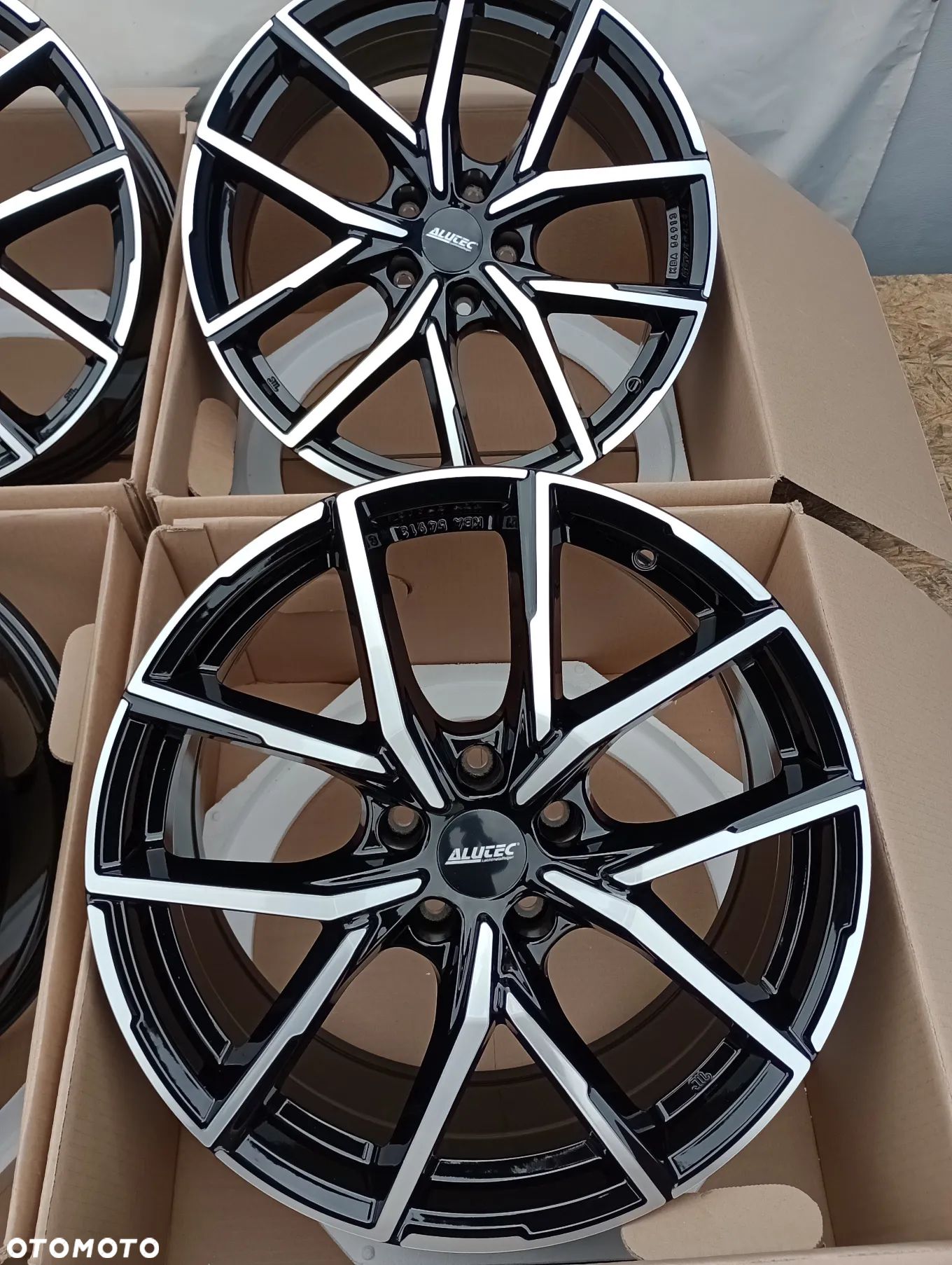 FELGI ALUMINIOWE NOWE 5x114 R19 8J ET 40 TESLA MODEL S SUZUKI ACROSS S-CROSS NISSAN ARIYA JUKE QASHQAI X-TRAIL MAZDA CX-5 CX-7 CX-60 CX-3 MASERATI GHIBLI LEXUS ES GS NX RCF RC UX HONDA CR-V ZR-V CIVIC - 1