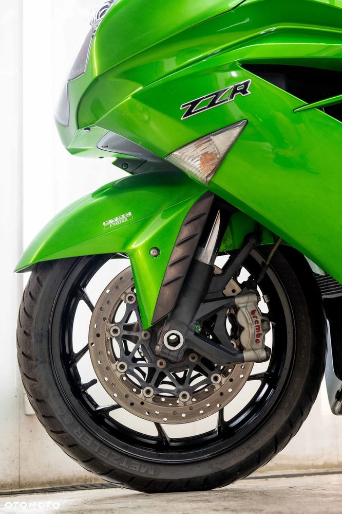 Kawasaki ZZR - 32
