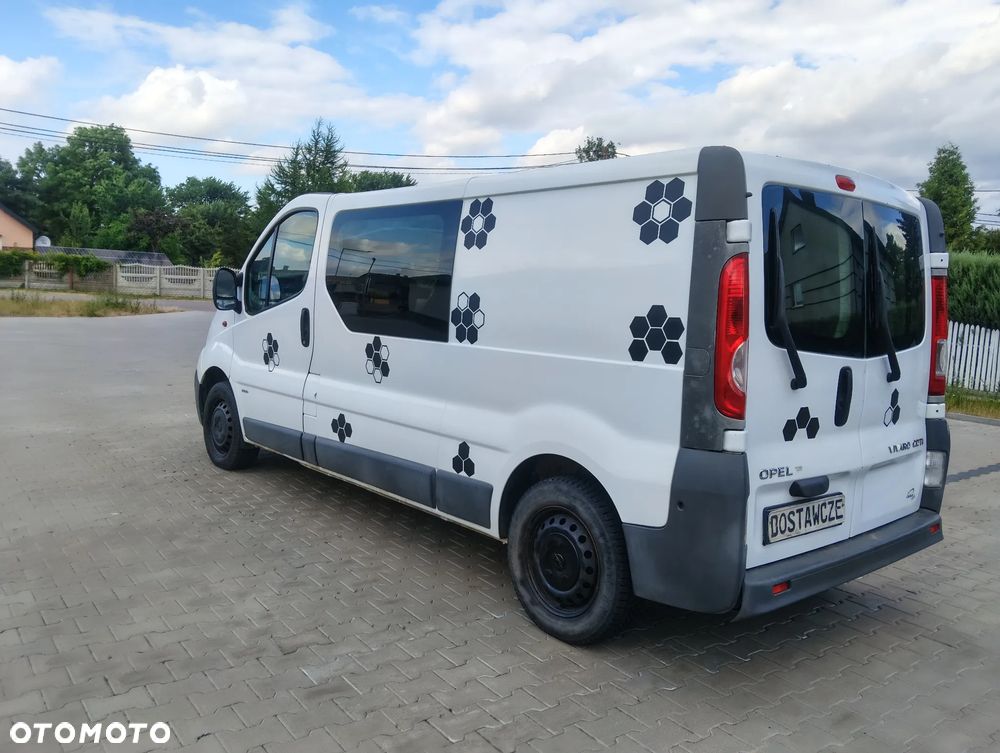 Opel Vivaro - 12