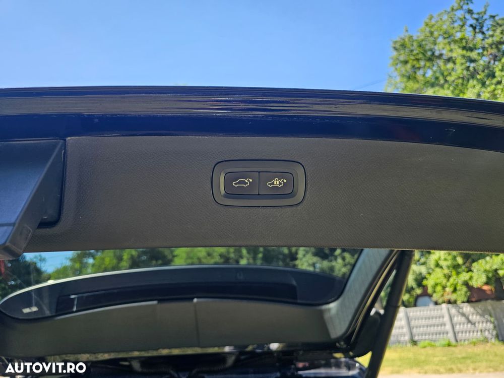 Volvo XC 90 D5 AWD Geartronic Inscription - 12
