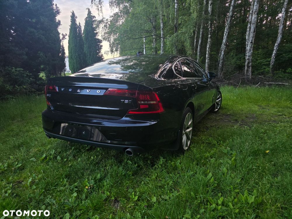 Volvo S90 T5 Geartronic Momentum - 4