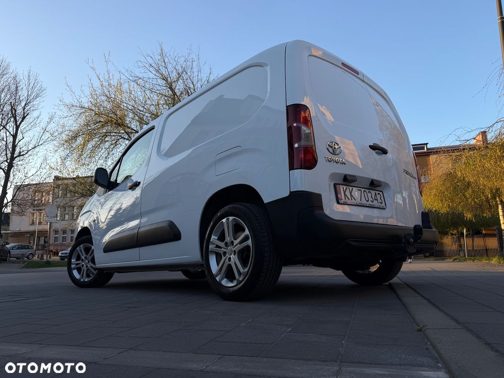 Toyota Proace City - 8