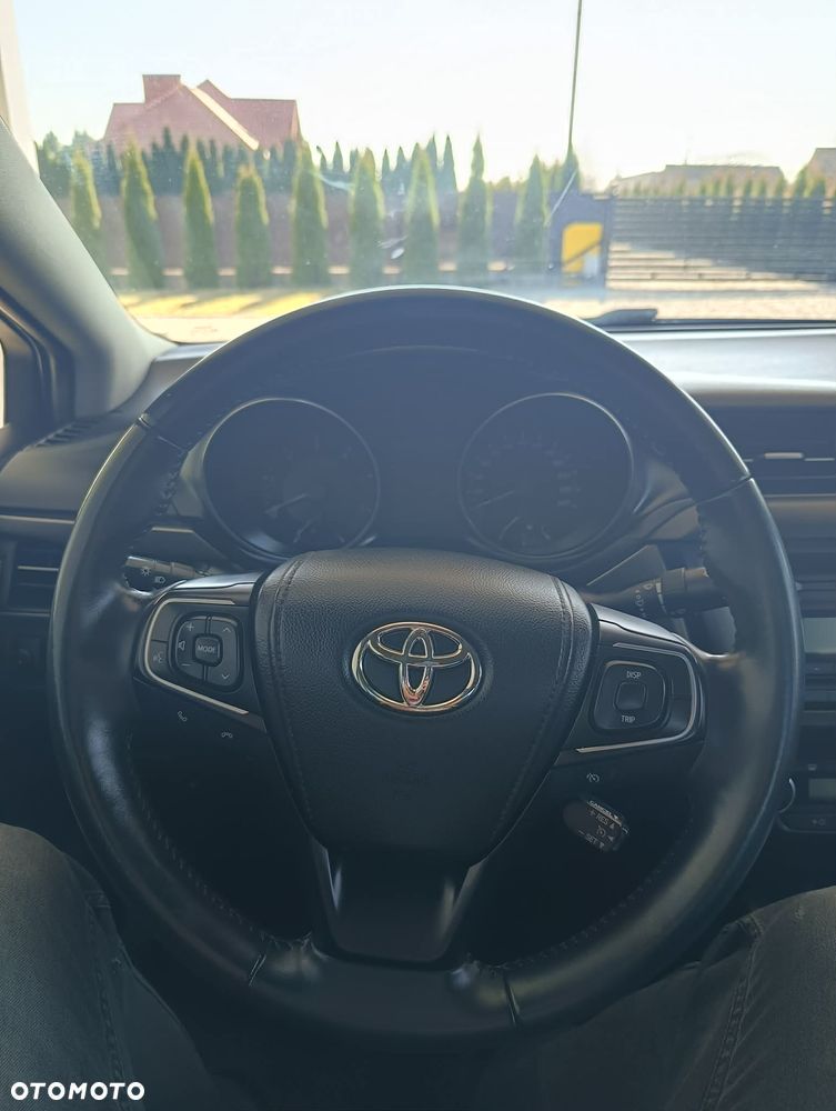 Toyota Avensis - 29