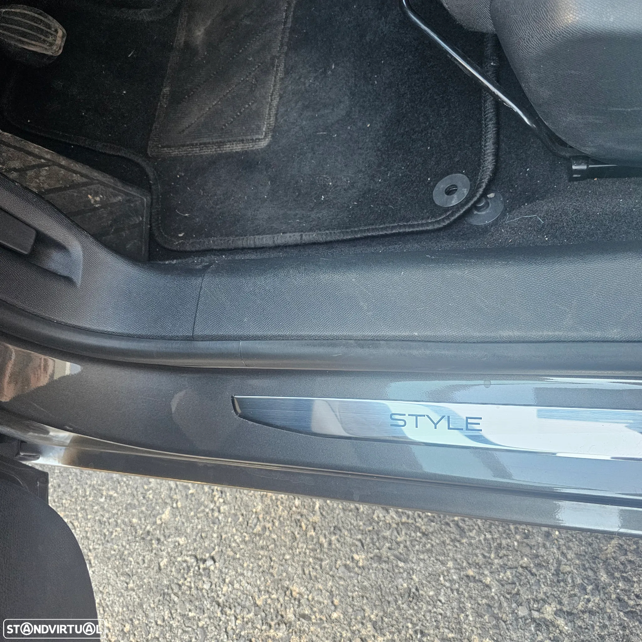 Peugeot 308 1.5 BlueHDi Style - 11