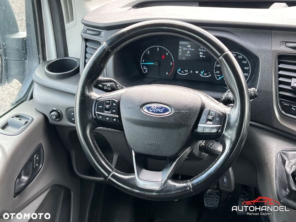 Ford Transit - 9