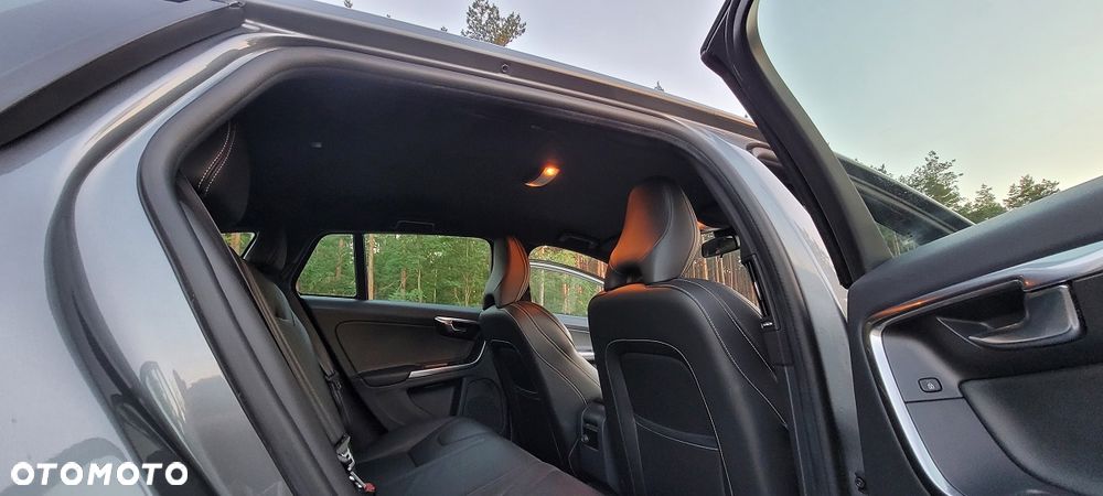 Volvo V60 - 13