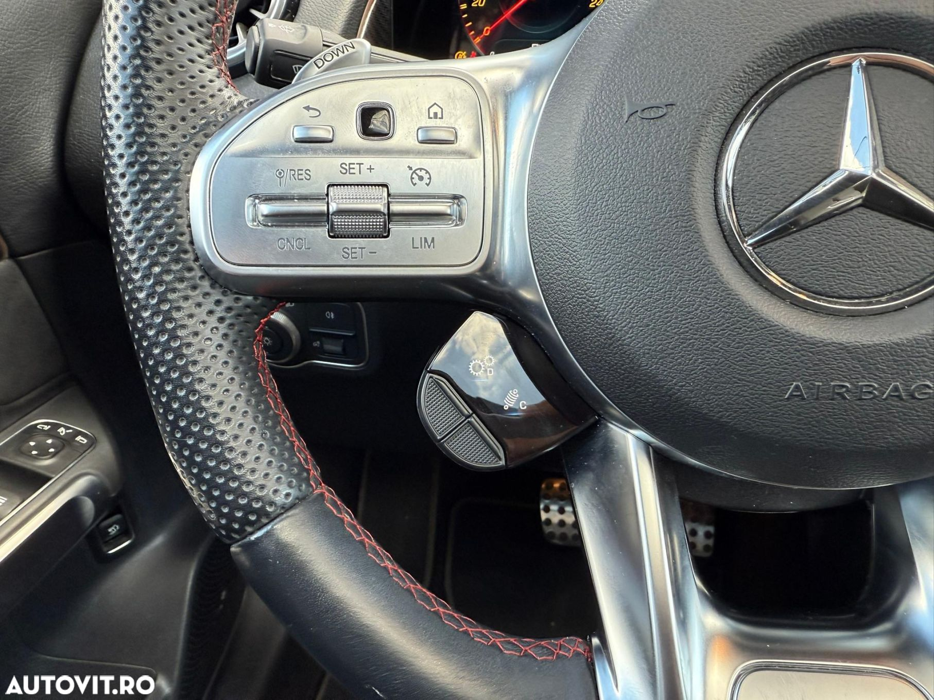 Mercedes-Benz GLB AMG 35 4MATIC Aut. - 19