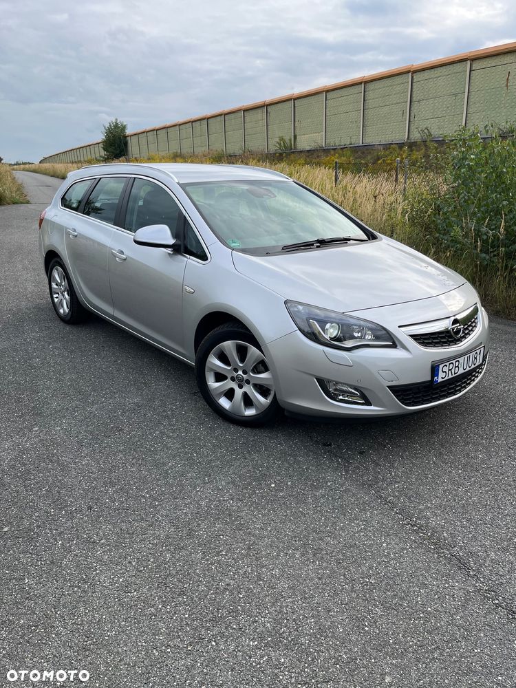 Opel Astra 1.4 T Cosmo - 2