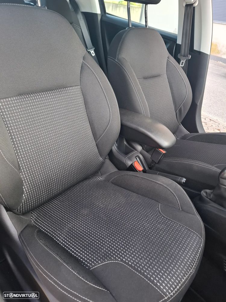 Peugeot 208 1.6 BlueHDi Style - 9