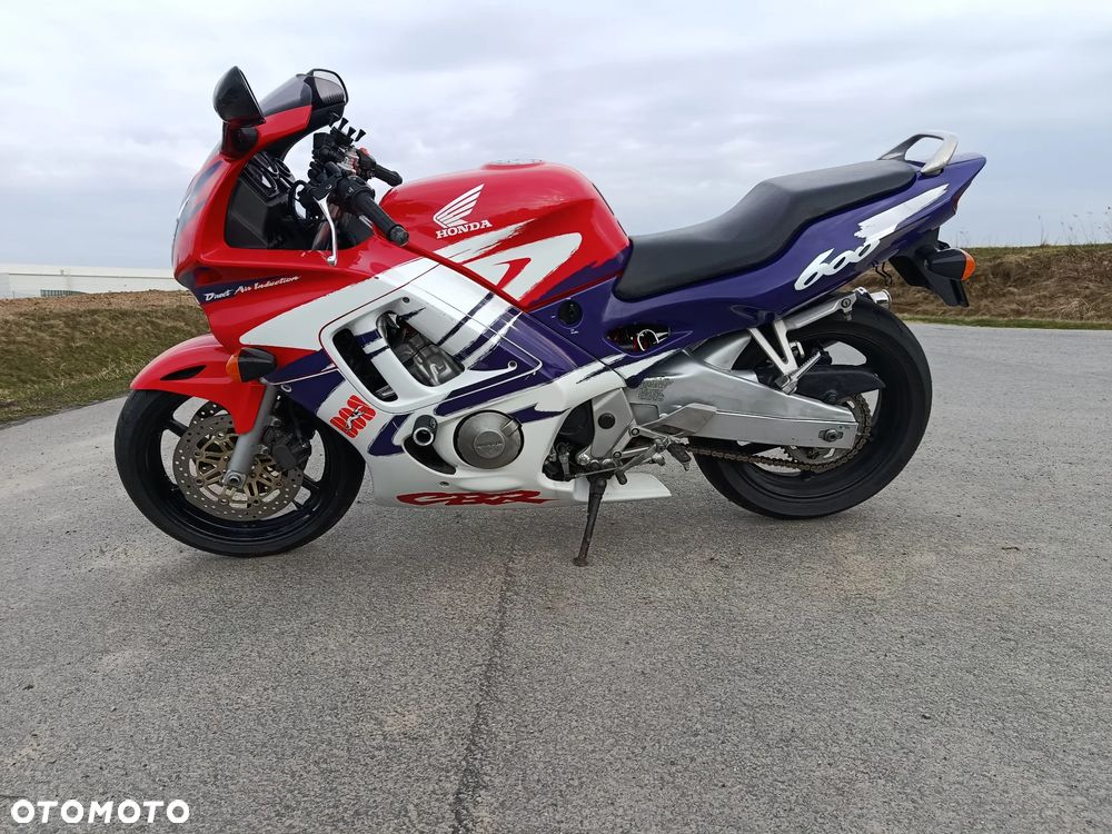 Honda CBR - 2